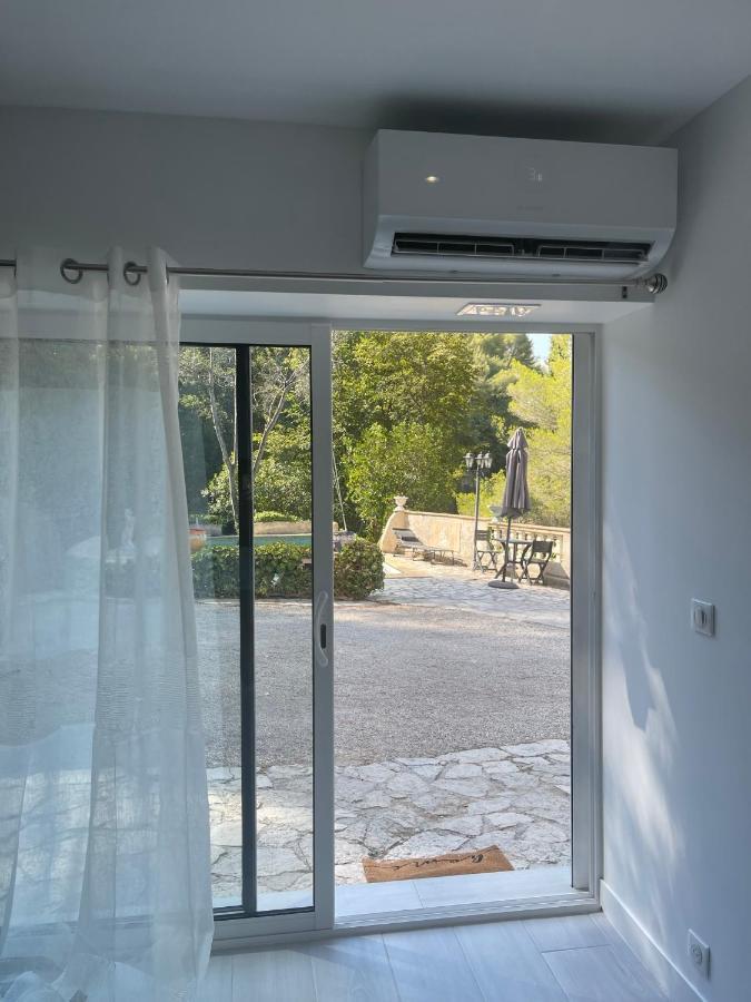 Appartement Bas De Villa Avec Piscine Privee Partagee Proche Bord De Mer Cagnes-sur-Mer Exterior foto